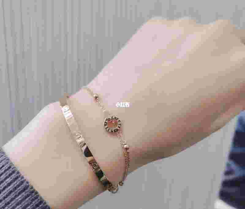 彩金手镯断了可以退换吗彩金手镯-第2张图片-翡翠网