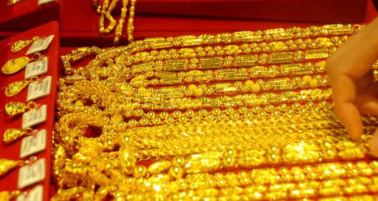 金项链哪里可以卖掉,金项链可以去哪里卖掉-第2张图片-翡翠网 金项链哪里可以卖掉,金项链可以去哪里卖掉-第2张图片-翡翠网