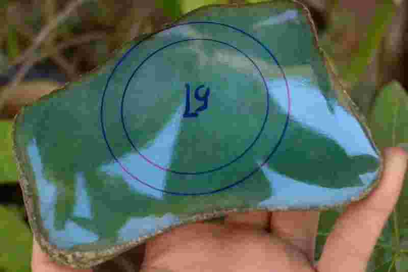 一万多元的翡翠原石手镯是真的吗一万多元的翡翠原石手镯-第2张图片-翡翠网 一万多元的翡翠原石手镯是真的吗一万多元的翡翠原石手镯-第2张图片-翡翠网