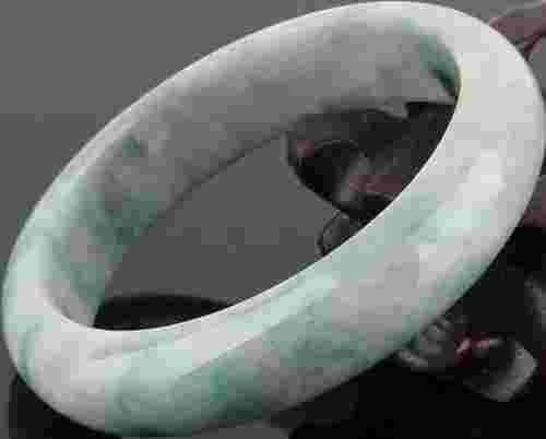 翡翠种水等级划分图解,翡翠种水等级划分-第1张图片-翡翠网 翡翠种水等级划分图解,翡翠种水等级划分-第1张图片-翡翠网