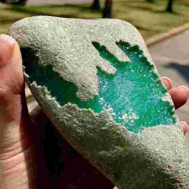 翡翠原石翡翠原石只有缅甸-第2张图片-翡翠网 翡翠原石翡翠原石只有缅甸-第2张图片-翡翠网