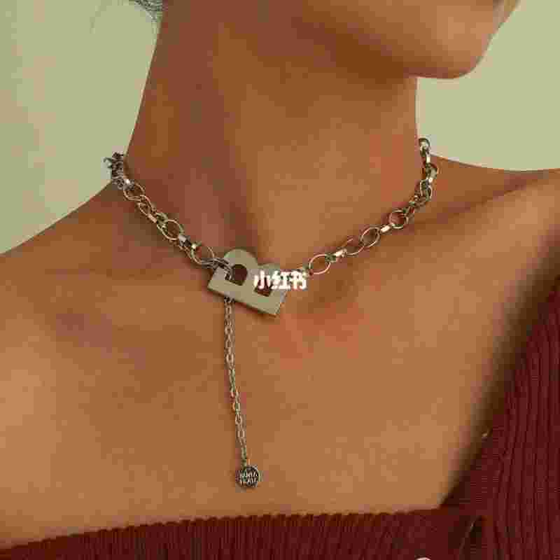 2021最火的项链款式男吊坠纯金2021最火的项链款式24-第1张图片-翡翠网 2021最火的项链款式男吊坠纯金2021最火的项链款式24-第1张图片-翡翠网