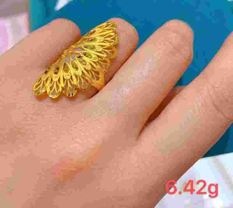 黄金金戒指一般多少钱一个黄金金戒指-第1张图片-翡翠网 黄金金戒指一般多少钱一个黄金金戒指-第1张图片-翡翠网