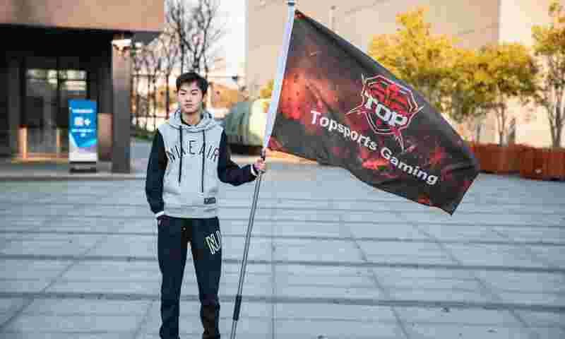 关于超级黄金左手的信息-第2张图片-翡翠网