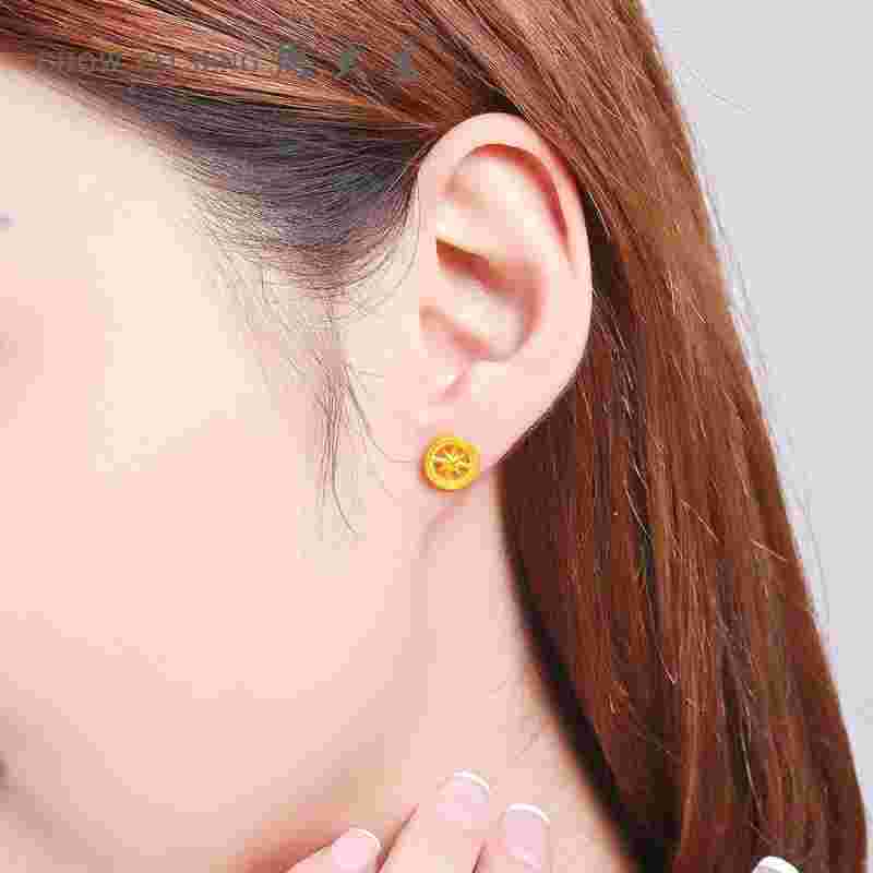 周大生黄金耳环图片及价格的简单介绍-第1张图片-翡翠网