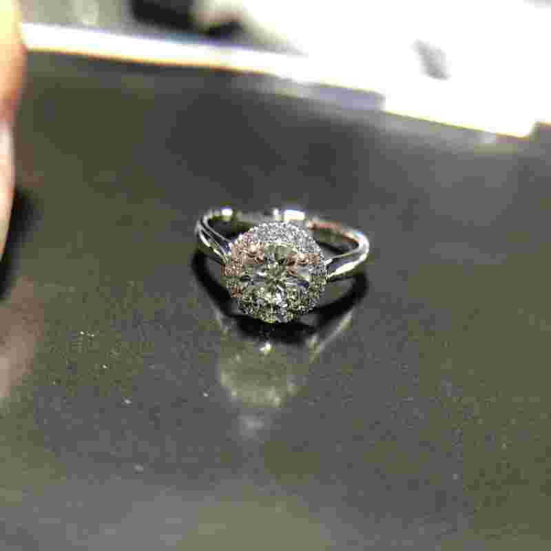 白金钻戒多少钱一克2023年价格表,一克拉钻戒款式图片大全-第2张图片-翡翠网