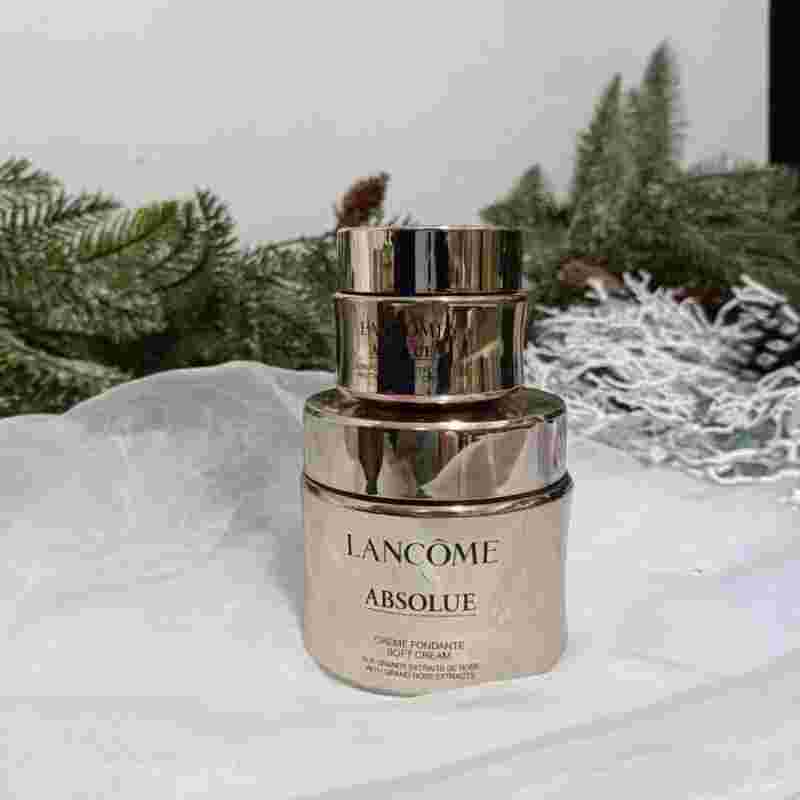 兰蔻眼霜和雅诗兰黛眼霜哪个好兰蔻眼霜-第2张图片-翡翠网 兰蔻眼霜和雅诗兰黛眼霜哪个好兰蔻眼霜-第2张图片-翡翠网