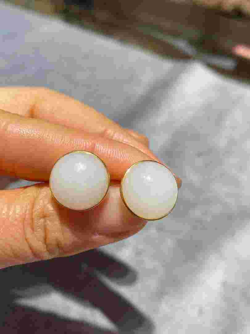 玉石耳钉图片价格,玉石耳钉图片价格大全-第2张图片-翡翠网 玉石耳钉图片价格,玉石耳钉图片价格大全-第2张图片-翡翠网