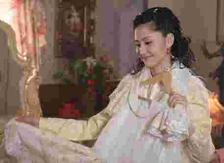 钻石豪门哪一集爱眉不是亲生的钻石豪门爱眉嫁给谁了-第1张图片-翡翠网