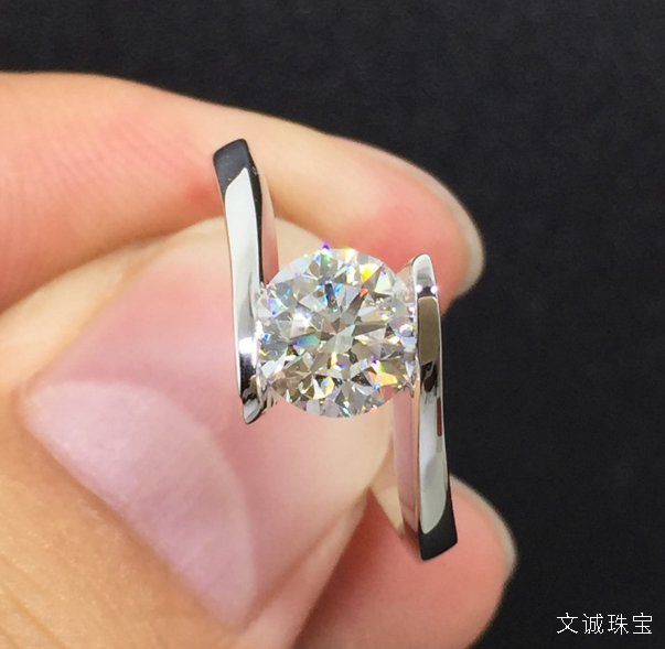 钻石戒指怎样辨别真假图片,钻石戒指怎样辨别真假-第1张图片-翡翠网 钻石戒指怎样辨别真假图片,钻石戒指怎样辨别真假-第1张图片-翡翠网