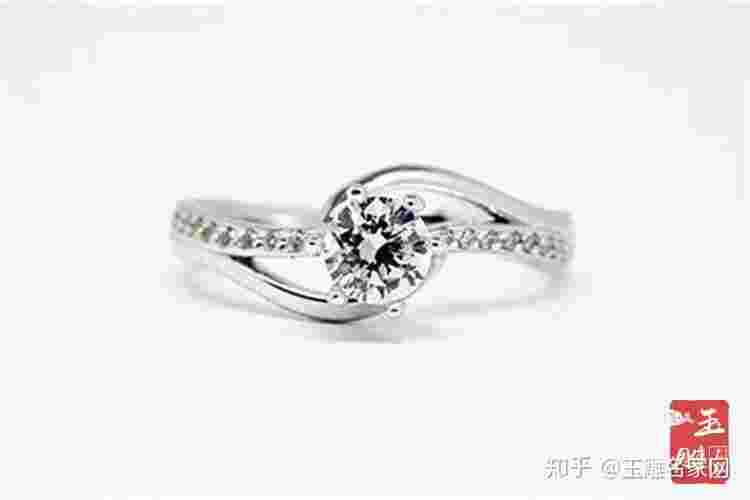 钻石戒指怎样辨别真假图片,钻石戒指怎样辨别真假-第2张图片-翡翠网 钻石戒指怎样辨别真假图片,钻石戒指怎样辨别真假-第2张图片-翡翠网