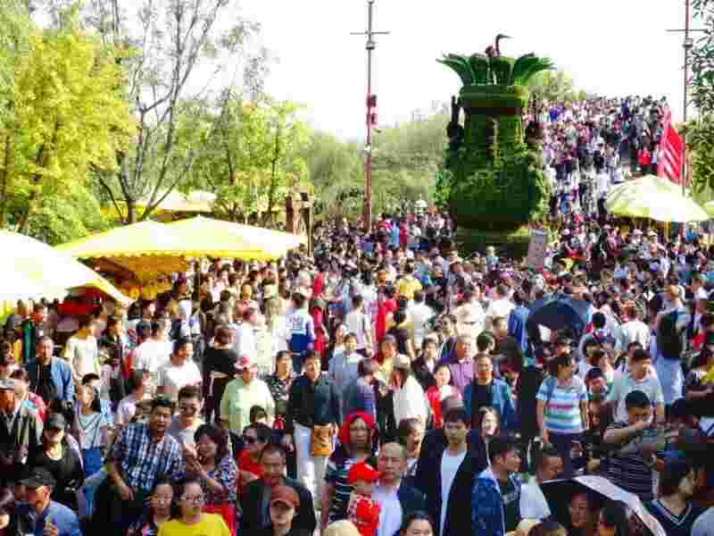 国庆黄金周国庆黄金周旅游数据分析报告-第2张图片-翡翠网 国庆黄金周国庆黄金周旅游数据分析报告-第2张图片-翡翠网