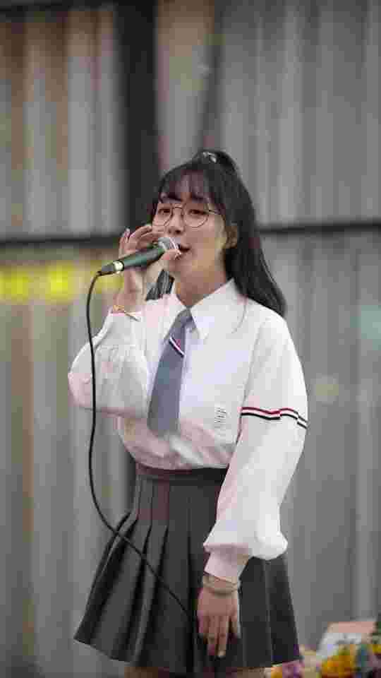 抖音晨曦的瓜51秒视频求的简单介绍-第1张图片-翡翠网 抖音晨曦的瓜51秒视频求的简单介绍-第1张图片-翡翠网