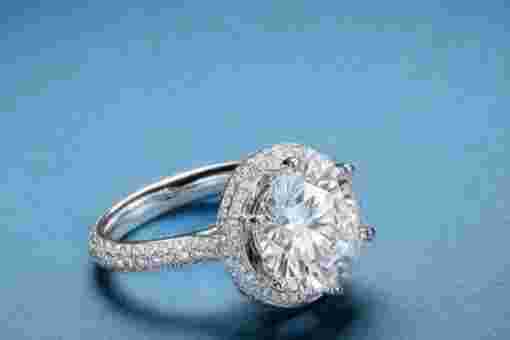 钻戒一克拉多少钱2021钻戒一克拉多少钱2021最新款-第1张图片-翡翠网