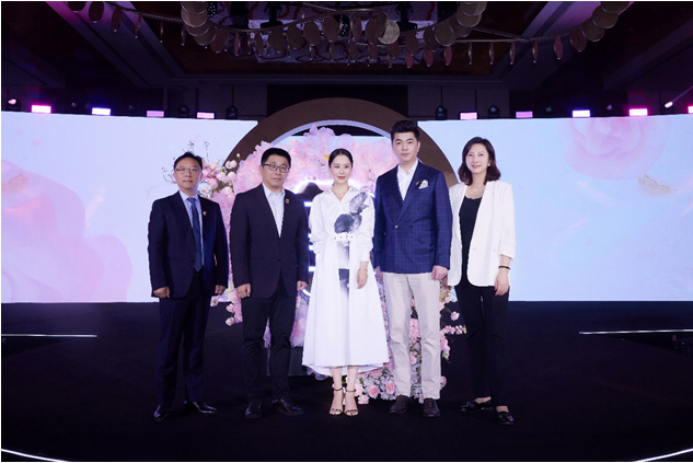 豫心同行 聚势未来 豫园珠宝时尚集团2023年度合作伙伴大会盛大举行-第3张图片-翡翠网