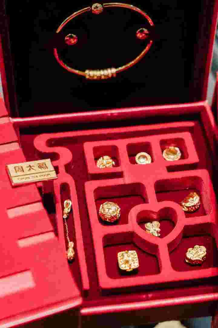 黄金兑换券怎么用,黄金兑换券怎么用的-第1张图片-翡翠网