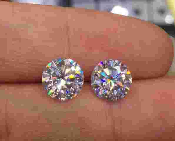 莫桑钻是真的钻石吗,莫桑钻是真钻吗?为什么那么便宜-第1张图片-翡翠网 莫桑钻是真的钻石吗,莫桑钻是真钻吗?为什么那么便宜-第1张图片-翡翠网