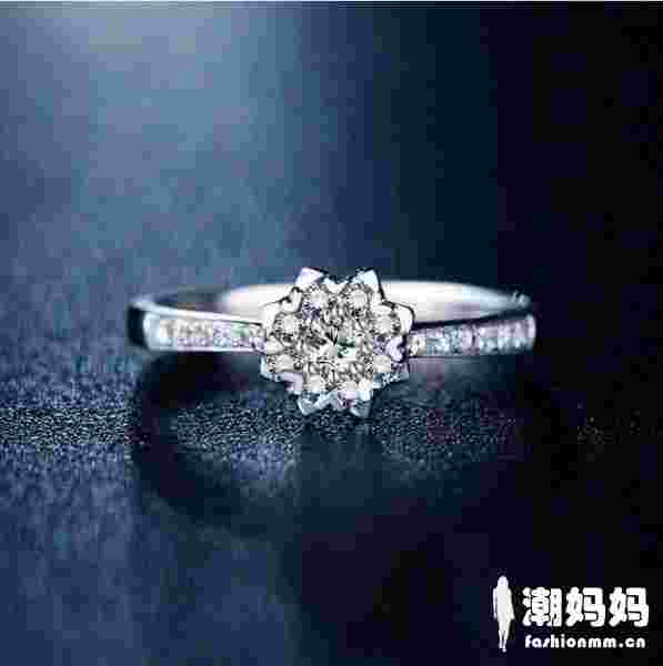 合成钻石一克拉多少钱人工合成钻石一克拉多少钱-第2张图片-翡翠网 合成钻石一克拉多少钱人工合成钻石一克拉多少钱-第2张图片-翡翠网