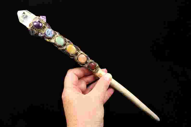 女巫的黄金法杖,女巫的黄金法杖跟释魂法杖差多少-第1张图片-翡翠网 女巫的黄金法杖,女巫的黄金法杖跟释魂法杖差多少-第1张图片-翡翠网