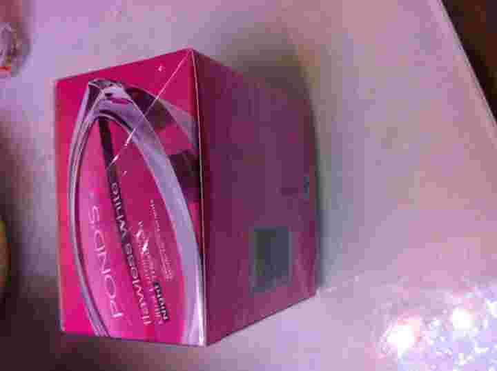 旁氏精致透白轻盈防晒露旁氏无暇透白怎么样-第1张图片-翡翠网