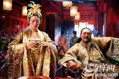 满城尽带黄金甲爆奶,满城尽带黄金甲故事原型-第2张图片-翡翠网 满城尽带黄金甲爆奶,满城尽带黄金甲故事原型-第2张图片-翡翠网