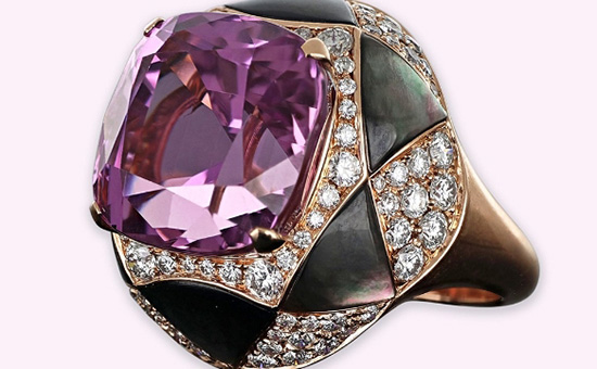 神秘魔幻色彩!Maison J'Or 推出 Gothica 系列-第2张图片-翡翠网 神秘魔幻色彩!Maison J'Or 推出 Gothica 系列-第2张图片-翡翠网