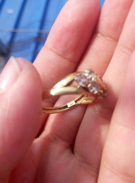 捡到一个白金戒指,怎么辨别是真的,捡了一个白金戒指怎么辨认-第2张图片-翡翠网