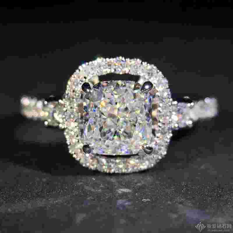 卖钻石怎么介绍自己,卖钻石怎么介绍-第1张图片-翡翠网 卖钻石怎么介绍自己,卖钻石怎么介绍-第1张图片-翡翠网