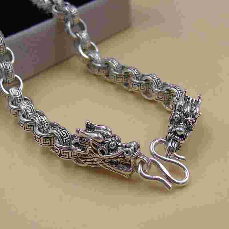 最适合男士戴的8种项链最适合男士戴的8种项链品牌-第1张图片-翡翠网