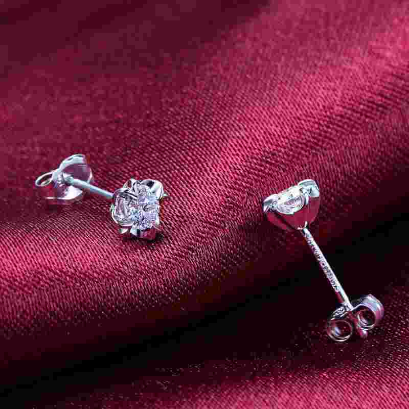 白金耳环多少钱一对,白金耳环一般有什么标志-第1张图片-翡翠网 白金耳环多少钱一对,白金耳环一般有什么标志-第1张图片-翡翠网