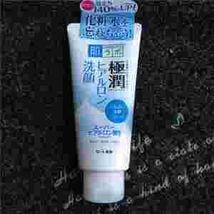 肌研极润洁面泡沫与洗面奶肌研极润洁面泡沫-第1张图片-翡翠网