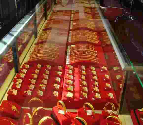 银行买的黄金为啥金店不收为什么金店不收银行买的金条-第2张图片-翡翠网