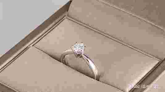 一克拉钻石得多少钱一克拉钻石多少钱回收-第2张图片-翡翠网 一克拉钻石得多少钱一克拉钻石多少钱回收-第2张图片-翡翠网