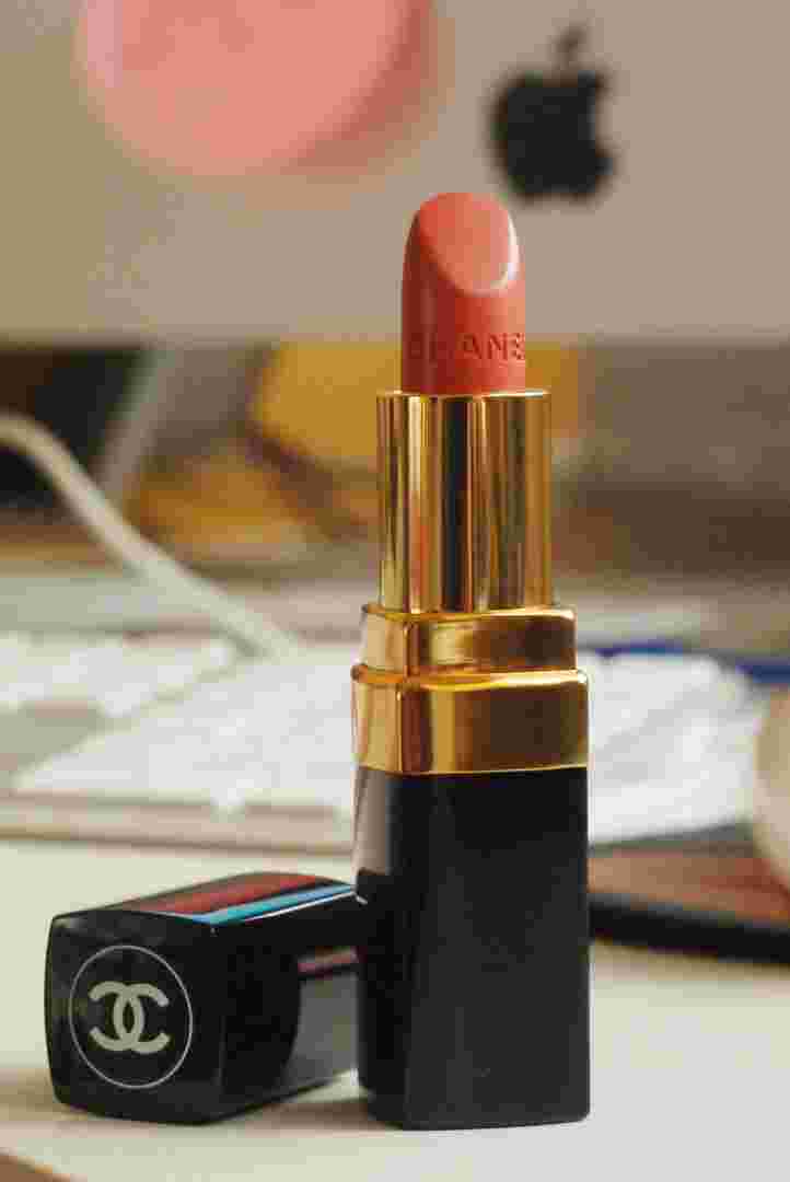 香奈儿唇膏,香奈儿唇膏代言人-第1张图片-翡翠网