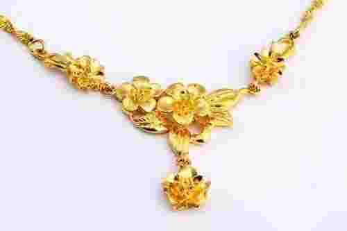 中国十大黄金首饰品牌排行榜梦金园中国十大黄金首饰品牌排行榜-第2张图片-翡翠网