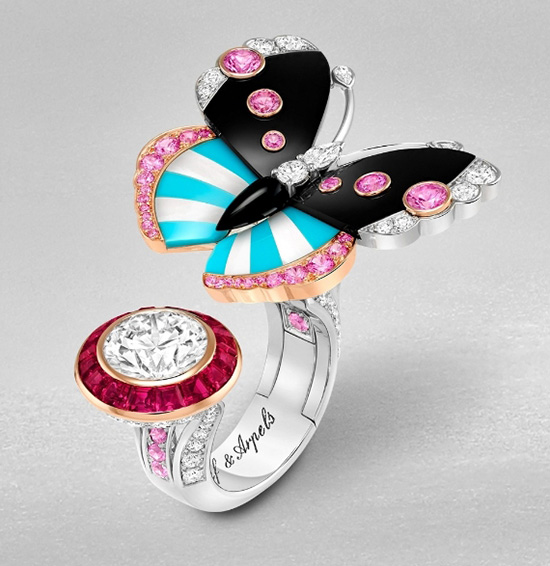 Van Cleef & Arpels 2件高级珠宝亮相 TEFAF 欧洲艺术和古董博览会-第3张图片-翡翠网 Van Cleef & Arpels 2件高级珠宝亮相 TEFAF 欧洲艺术和古董博览会-第3张图片-翡翠网