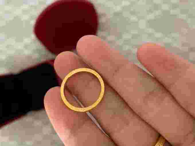 周大福金戒指款式图片及价格表,周大福金戒指最新款-第2张图片-翡翠网