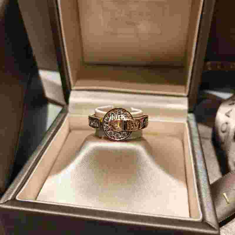 宝格丽对戒官网宝格丽对戒官网价格介绍-第2张图片-翡翠网 宝格丽对戒官网宝格丽对戒官网价格介绍-第2张图片-翡翠网