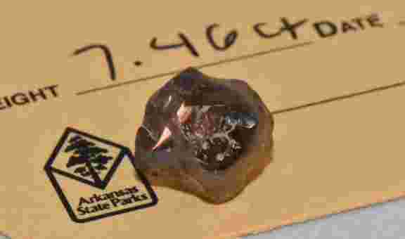 钻石在哪里可以挖到,钻石在哪里可以挖到塞尔达-第2张图片-翡翠网 钻石在哪里可以挖到,钻石在哪里可以挖到塞尔达-第2张图片-翡翠网