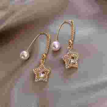 2022年流行的耳环款式,2022年流行的耳环款式是什么-第2张图片-翡翠网 2022年流行的耳环款式,2022年流行的耳环款式是什么-第2张图片-翡翠网