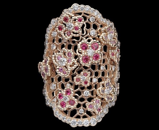 Dior Délicat 高级珠宝系列 繁复刺绣元素塑造轻盈华丽质感-第4张图片-翡翠网