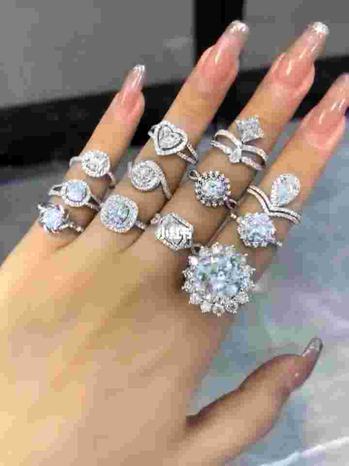 钻石戒指的介绍和优势的话术,钻石戒指的介绍-第1张图片-翡翠网