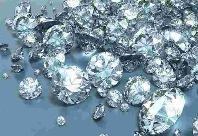 当年捡到钻石上交国家的女人现在如何中国捡到钻石要上交吗-第2张图片-翡翠网 当年捡到钻石上交国家的女人现在如何中国捡到钻石要上交吗-第2张图片-翡翠网