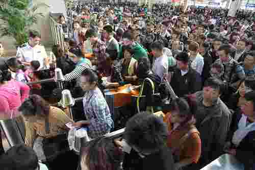 黄金周首日出行,旅游黄金周-第2张图片-翡翠网 黄金周首日出行,旅游黄金周-第2张图片-翡翠网