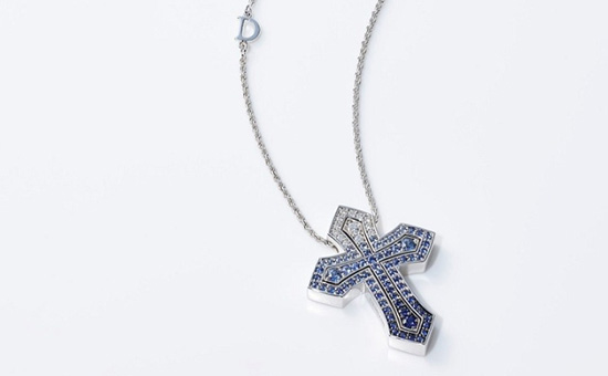 复古又现代!意大利Damiani 推出Belle Epoque Crown Iceberg 项链-第1张图片-翡翠网 复古又现代!意大利Damiani 推出Belle Epoque Crown Iceberg 项链-第1张图片-翡翠网