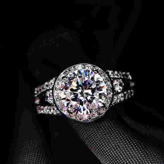 今年新款钻戒,最新钻戒图片-第2张图片-翡翠网 今年新款钻戒,最新钻戒图片-第2张图片-翡翠网