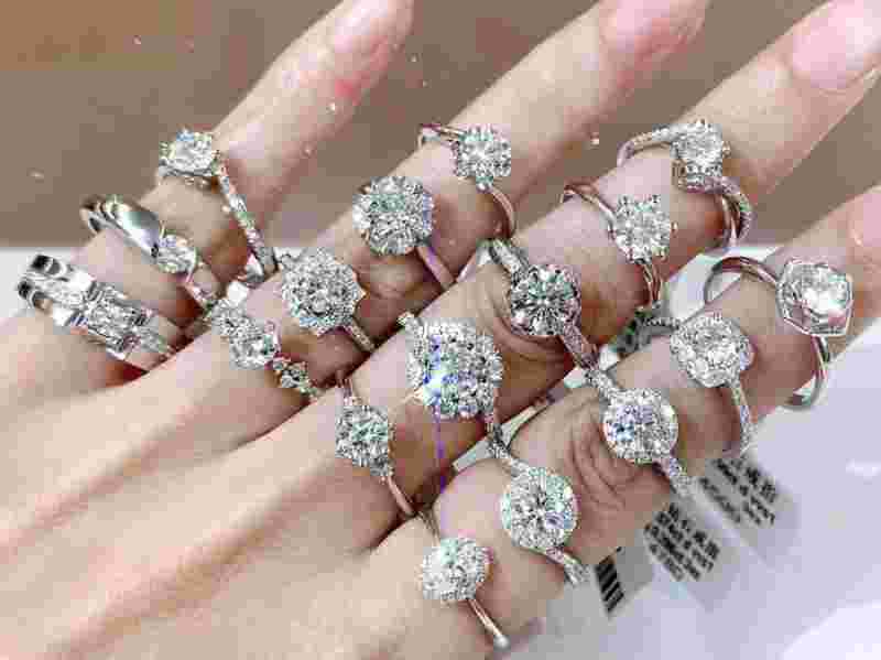 钻石款式有哪些种类,钻石款式有哪些-第2张图片-翡翠网 钻石款式有哪些种类,钻石款式有哪些-第2张图片-翡翠网