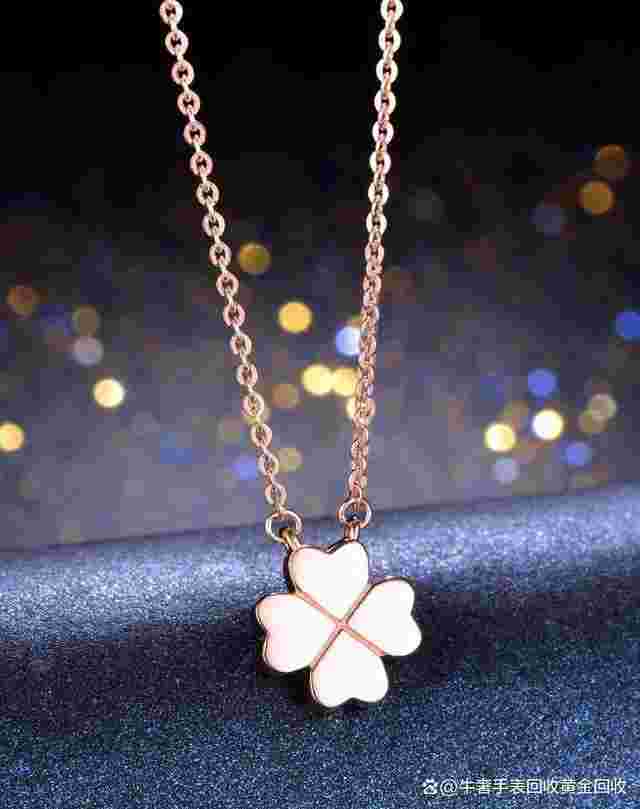 2000多的18k金项链能卖多钱18k金项链2000多一条贵吗-第1张图片-翡翠网 2000多的18k金项链能卖多钱18k金项链2000多一条贵吗-第1张图片-翡翠网