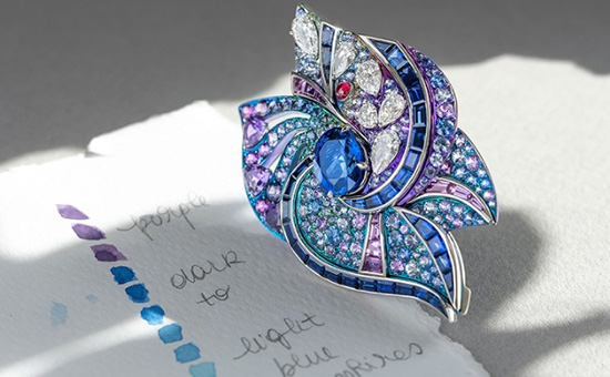 蝶变之美 Gübelin 推出独一款 Vibrant Wings 可拆卸蓝宝石戒指-第1张图片-翡翠网 蝶变之美 Gübelin 推出独一款 Vibrant Wings 可拆卸蓝宝石戒指-第1张图片-翡翠网