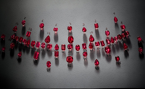 11主题系列 回溯19世纪艺术之光!Louis Vuitton发布“匠艺心生”系列-第2张图片-翡翠网 11主题系列 回溯19世纪艺术之光!Louis Vuitton发布“匠艺心生”系列-第2张图片-翡翠网